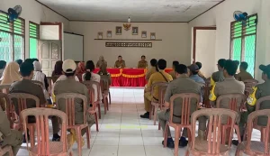 Camat Sukoharjo Evaluasi Kinerja Perangkat Pekon Siliwangi